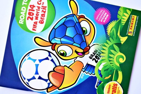 Copa Mundial 2014 Brasil, Road to 2014 FIFA World Cup Brazil (Brasil): Álbum Vacío (Sin láminas) (2014, Panini)
