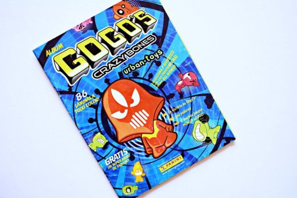 Gogo's Crazy Bones Urban Toys (Panini, 2009): Premium Category