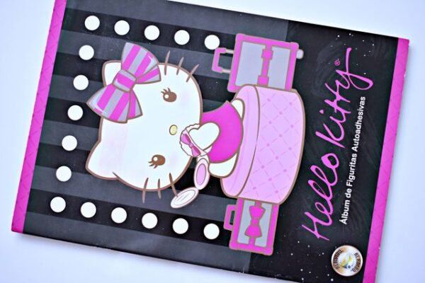 Hello Kitty 2017: Faltan 5 Láminas (2017, Aladino)
