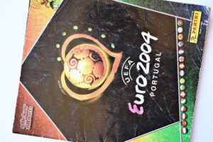 UEFA Euro 2004 Portugal: Tiene 6 Láminas (Álbum) (2004, Panini)