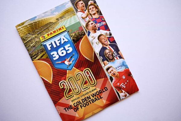 FIFA 365 2020 (Panini, 2019): Premium Category