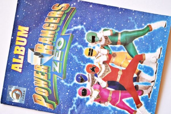 Power Rangers Zeo: Tiene 54 Láminas (1997, PYM)