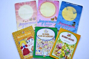 Libros Salo: Juguemos a Leer, Historietas: Álbum Completo (Con todas sus láminas pegadas) (1999, Salo)