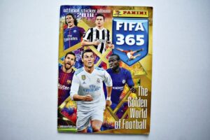 FIFA 365 2018: Tiene 340 Láminas (Álbum) (2017, Panini)
