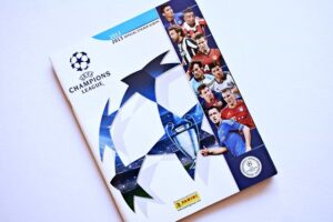 UEFA Champions League 2012-2013: Tiene 44 Láminas (Álbum) (2012, Panini)