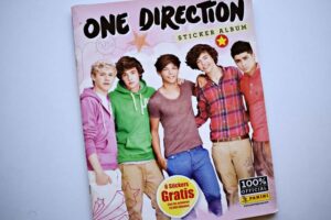 One Direction: Faltan 60 Láminas (Álbum) (2012, Panini)