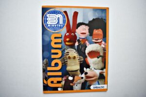 31 Minutos Gira Mundial: Álbum Completo (Con todas sus láminas pegadas) (2013, Ansaldo)