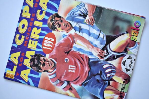 Copa América 95' Uruguay: Tiene 54 Láminas (Álbum) (1995, Salo)