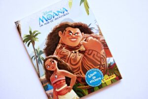 Moana Un Mar de Aventuras: Álbum Completo (Con todas sus láminas pegadas) (2016, Panini)