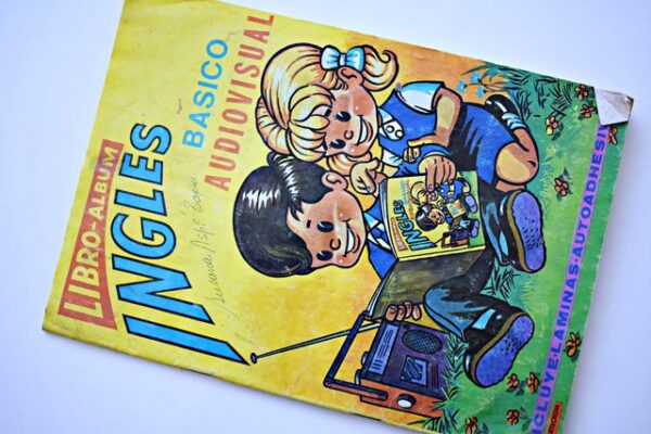 Ingles Audiovisual Basico Version 1: Tiene 56 Láminas (, Artecrom)