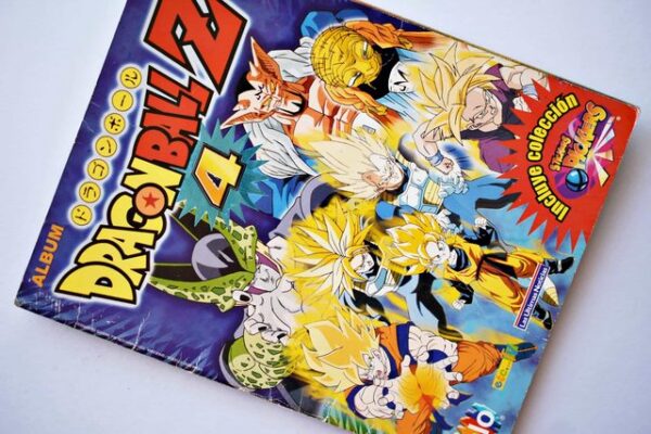 Dragon Ball Z4: Faltan 20 Láminas (Álbum) (1999, Salo)