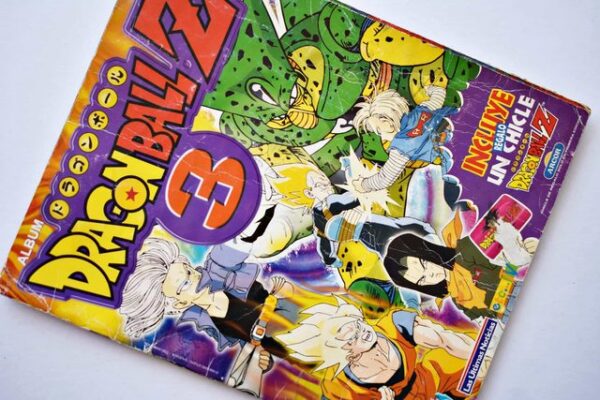 Dragon Ball Z3: Tiene 145 Láminas (Álbum) (1998, Salo)