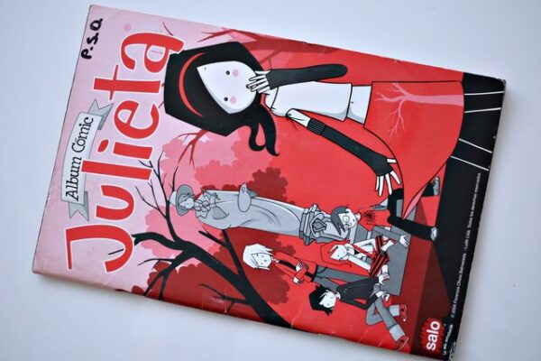 Julieta: Tiene 38 Láminas (Álbum) (2006, Salo)