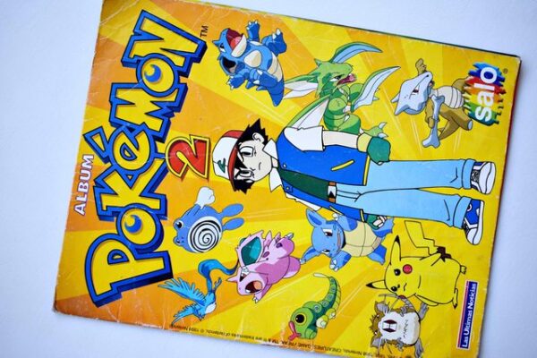 Pokémon 2: Tiene 35 Láminas (Álbum) (1999, Salo)