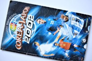 Copa Mundial 2002 Korea/Japan (Corea/Japon): Tiene 111 Láminas (Álbum) (2002, Salo)