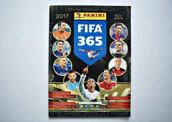 FIFA 365 2017 (Panini