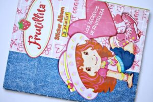 Frutillita 2008: Tiene 6 Láminas (2008, Panini)
