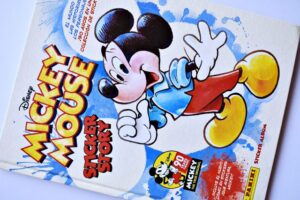 Mickey Mouse Sticker Story 90 Años: Álbum Vacío (Sin láminas) (2019, Panini)