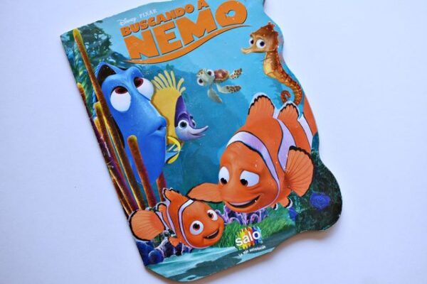 Buscando a Nemo: Faltan 16 Láminas (Álbum) (2003, Salo)