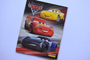 Cars 3: Tiene 61 Láminas (Álbum) (2017, Panini)