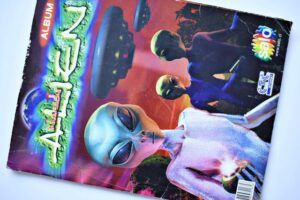 Invasion Alien: Tiene 79 Láminas (Álbum) (1999, Salo)