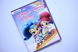 Shimmer & Shiny: Faltan 20 Láminas (Álbum) (2018, Panini)
