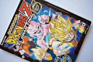 Dragon Ball Z6: Tiene 25 Láminas (Álbum) (2000, Salo)