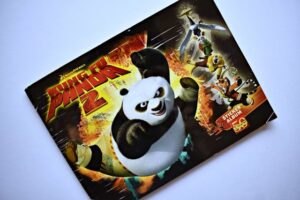 Kung Fu Panda 2: Faltan 22 Láminas (Álbum) (2011, Panini)