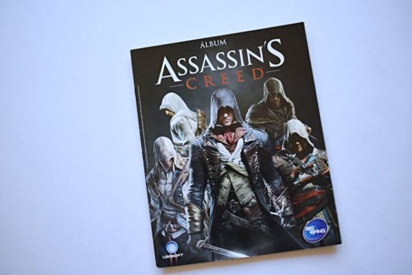 Assassin's Creed: Álbum Completo (Con todas sus láminas pegadas) (2014, Big-Bang)