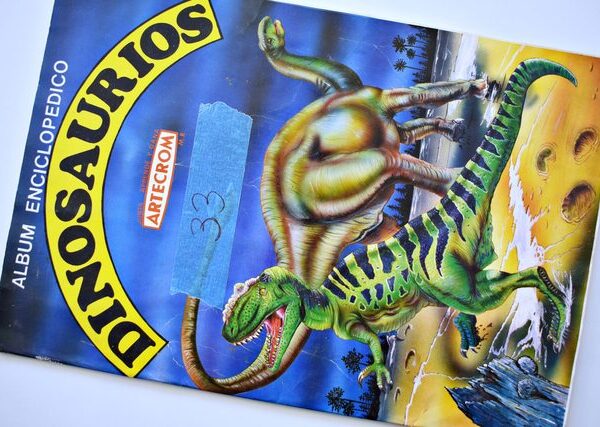 Dinosaurios (Artecrom